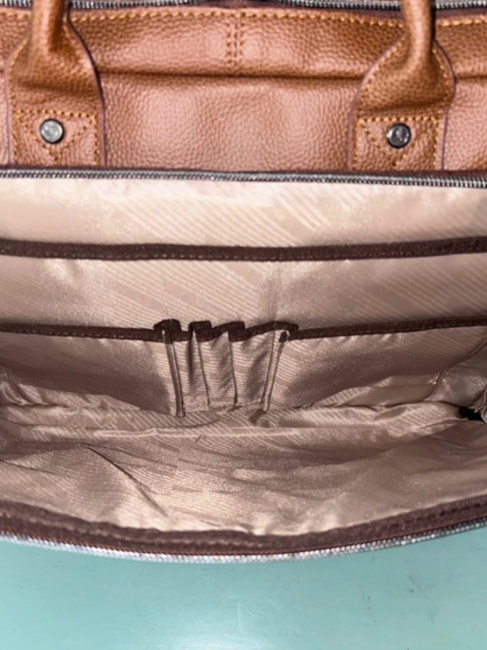 Samsonite Leather Toploader - Picture 7 of 9